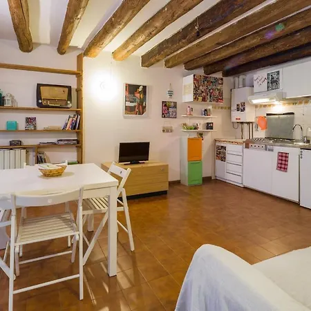 Ai Salici 2 In The Heart Of Verona! Apartment Verona